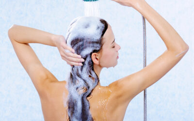 Como lavar el pelo graso: consejos y pasos